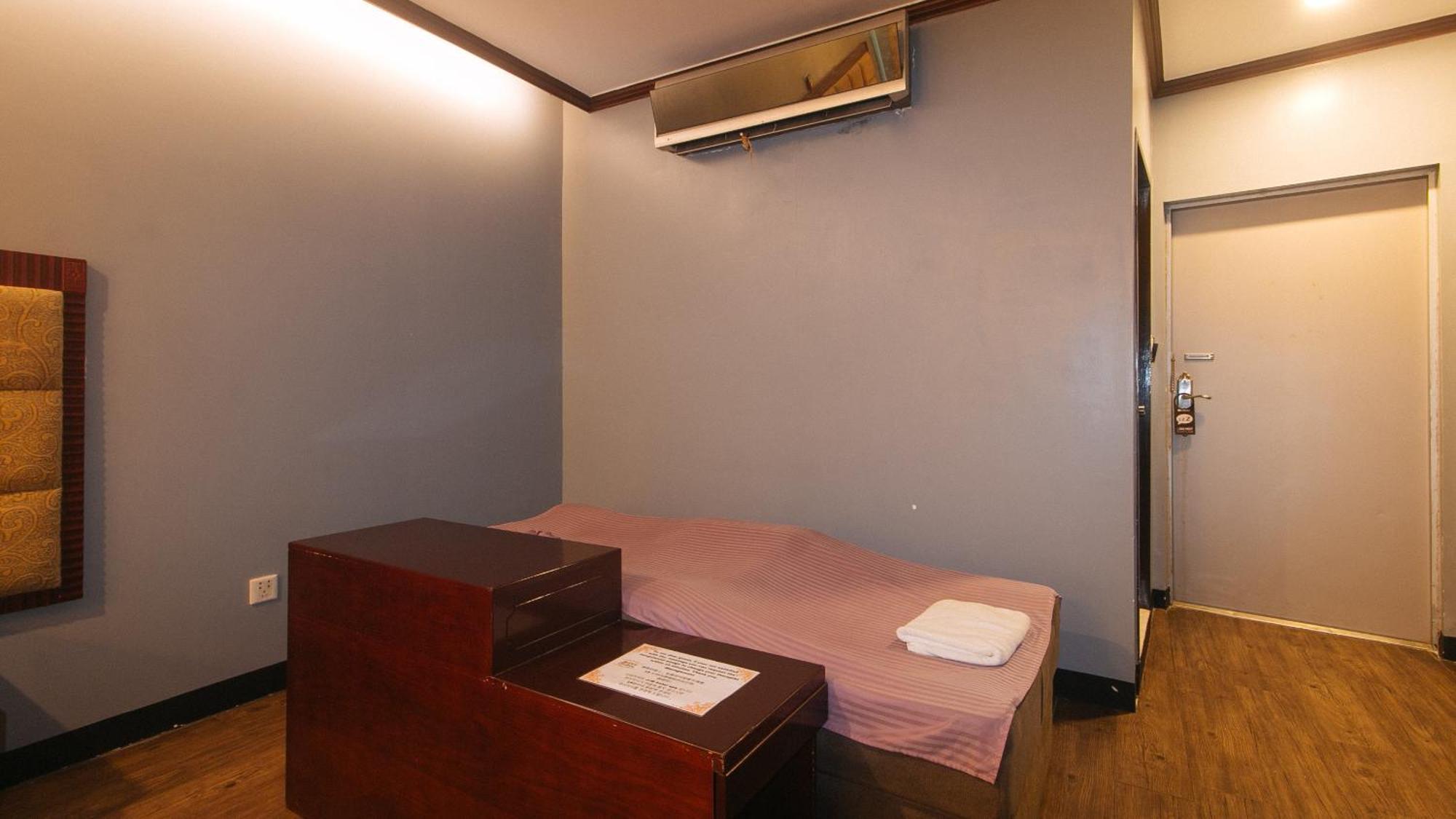 Reddoorz Premium At Jjimjbang Hotel Spa Manila Rum bild