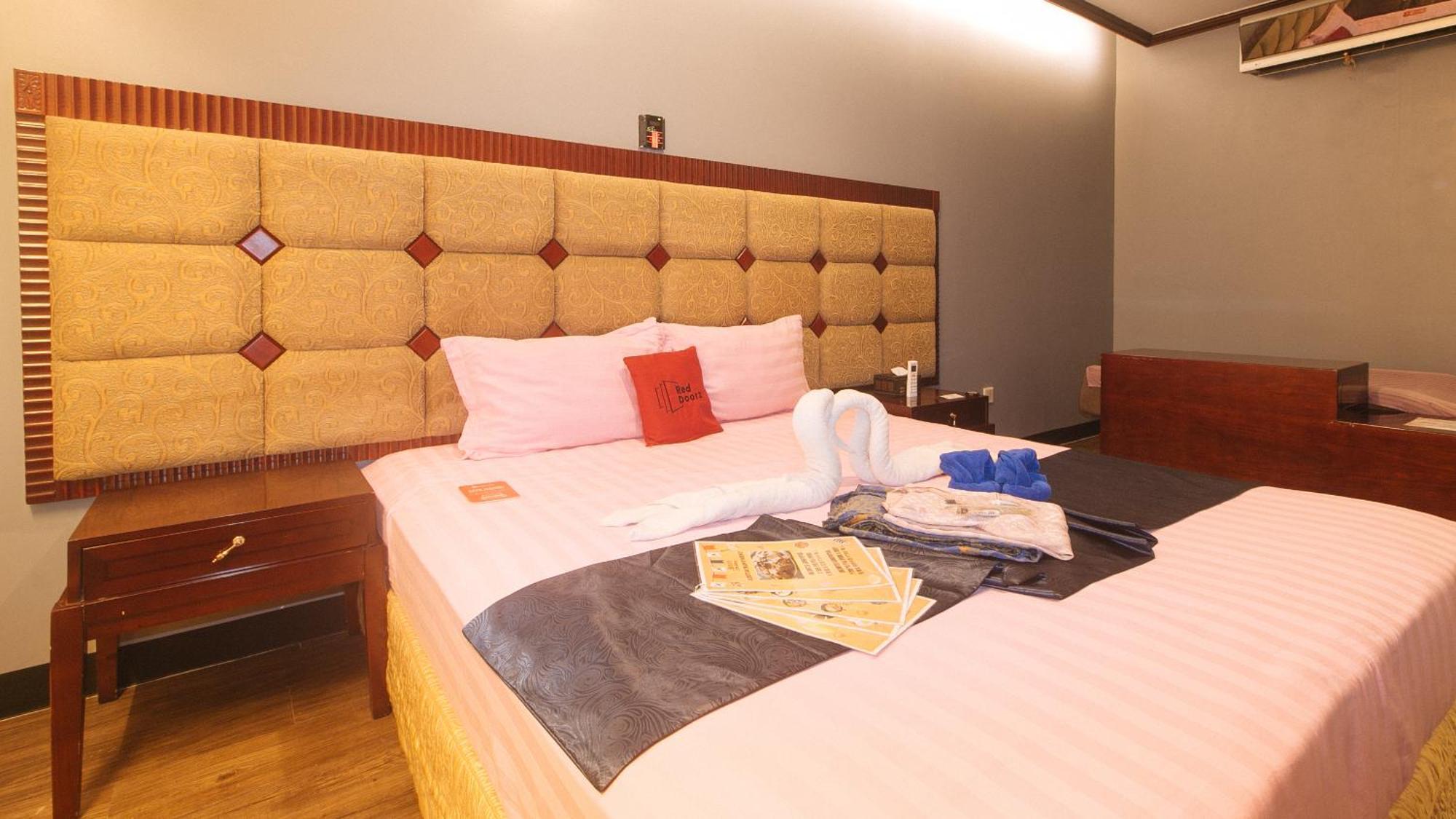 Reddoorz Premium At Jjimjbang Hotel Spa Manila Rum bild