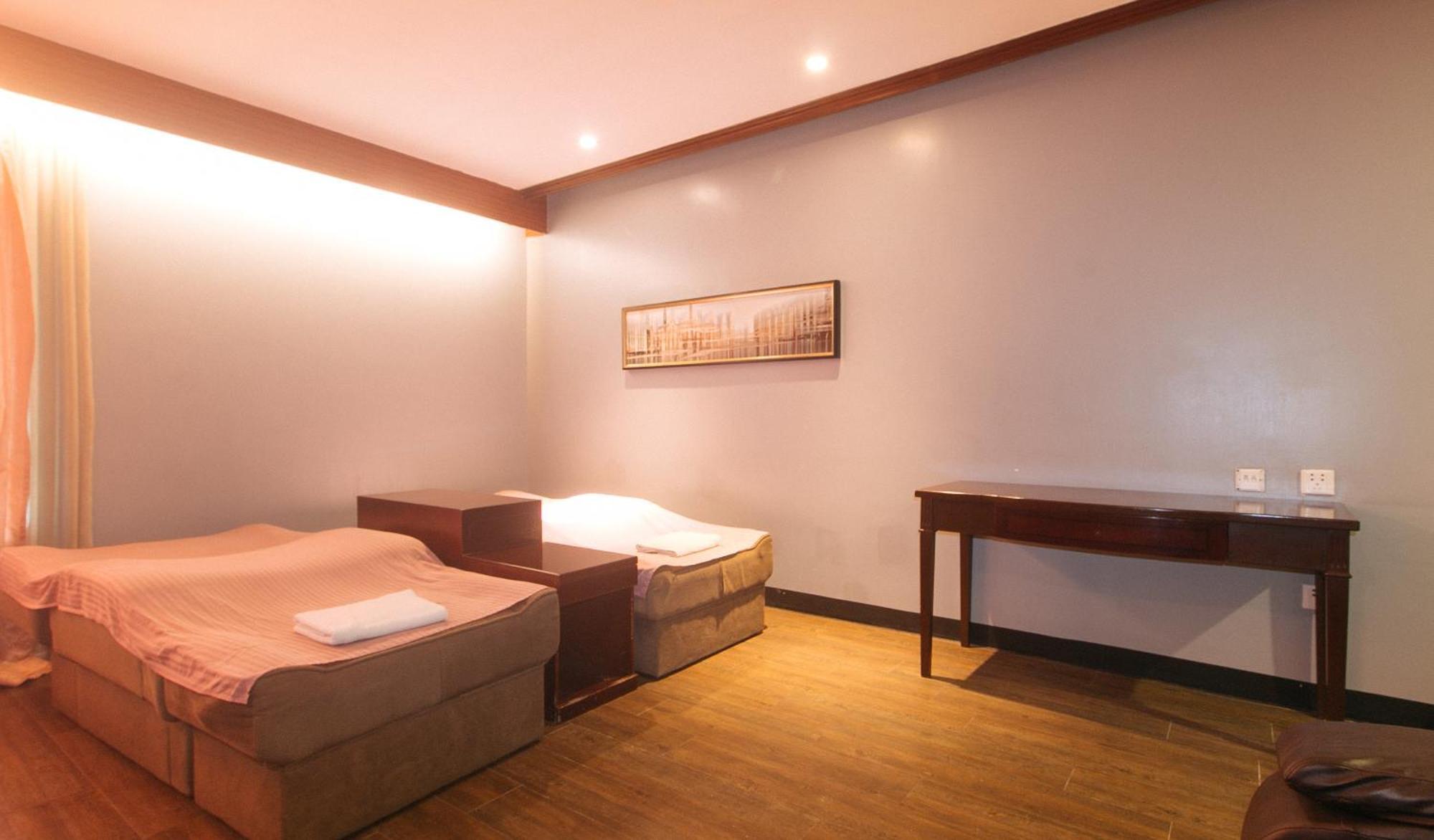 Reddoorz Premium At Jjimjbang Hotel Spa Manila Rum bild