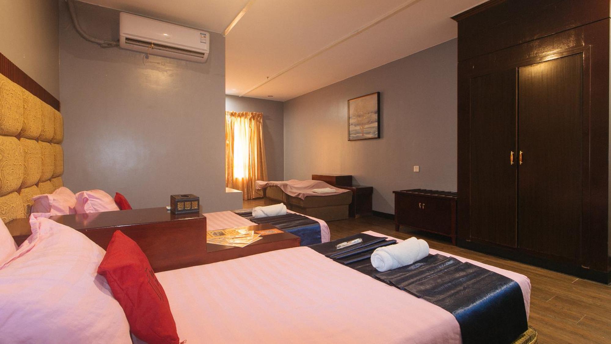 Reddoorz Premium At Jjimjbang Hotel Spa Manila Rum bild